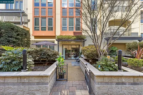 $425,000 | 438 West Grand Avenue, Unit 432, Oakland, CA 94612