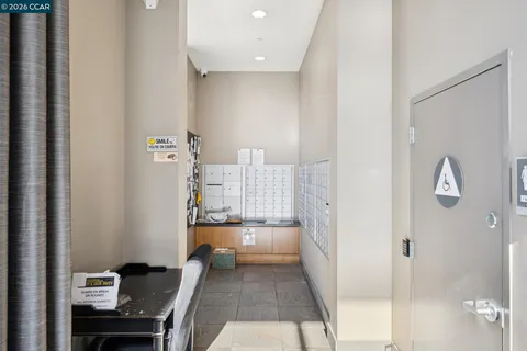 $425,000 | 438 West Grand Avenue, Unit 432, Oakland, CA 94612