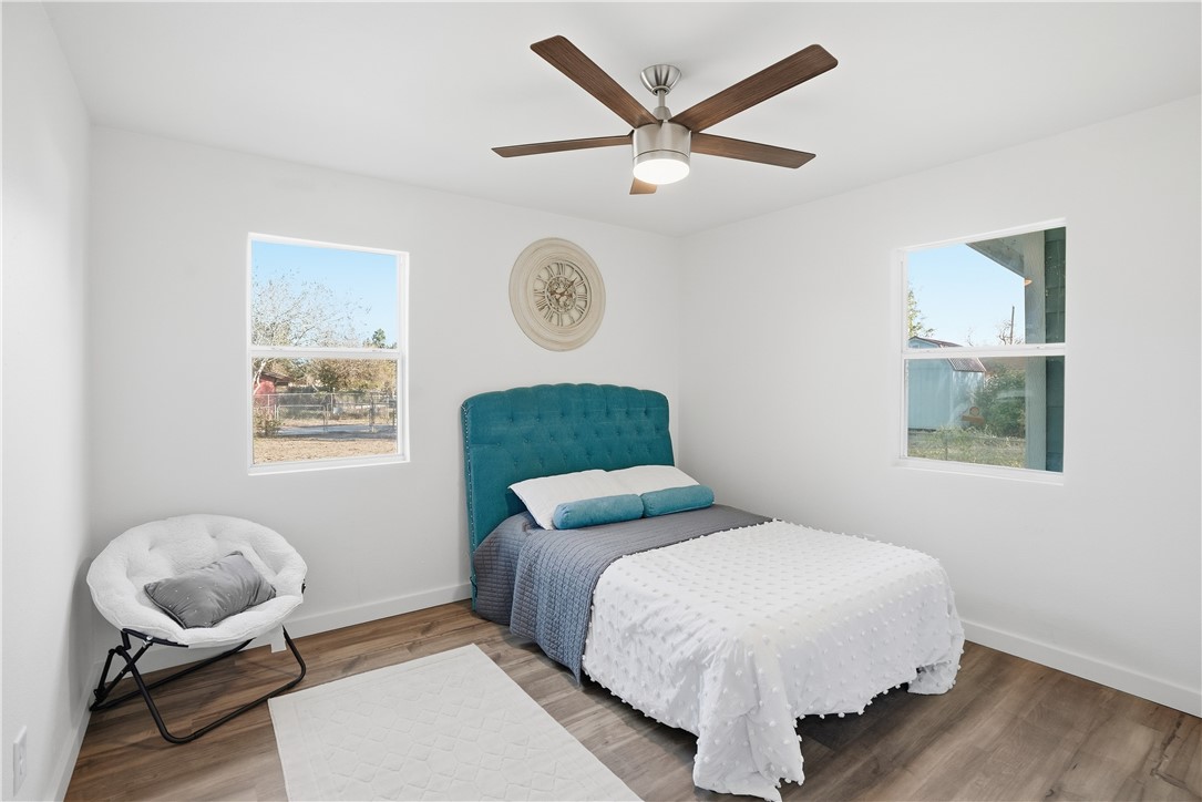 109 Dewey Avenue Alice, TX 78332 - Photo 20 of 28