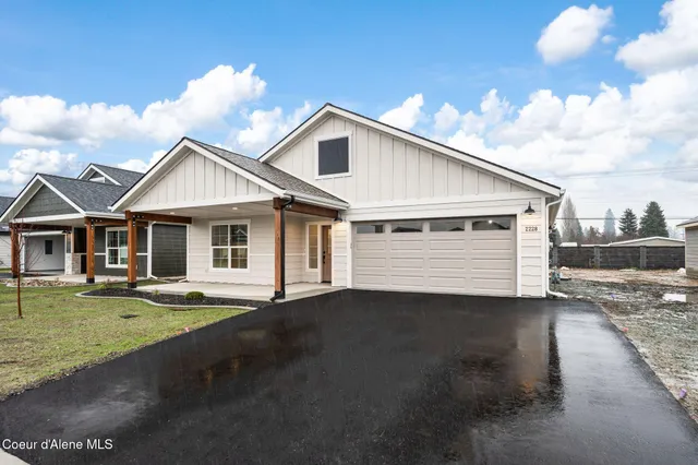 $581,800 | 2228 Maverick Court, Sandpoint, ID 83864