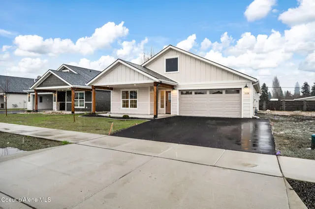 $581,800 | 2228 Maverick Court, Sandpoint, ID 83864