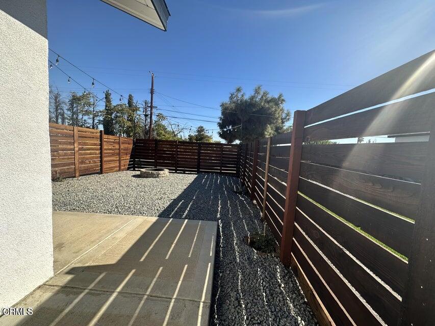 10027 Campbell Avenue Riverside, CA 92503 - Photo 8 of 9 a balcony with view of buildings