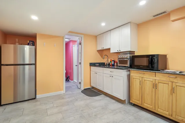 $748,900 | 9 Village Drive, Atkinson, NH 03811