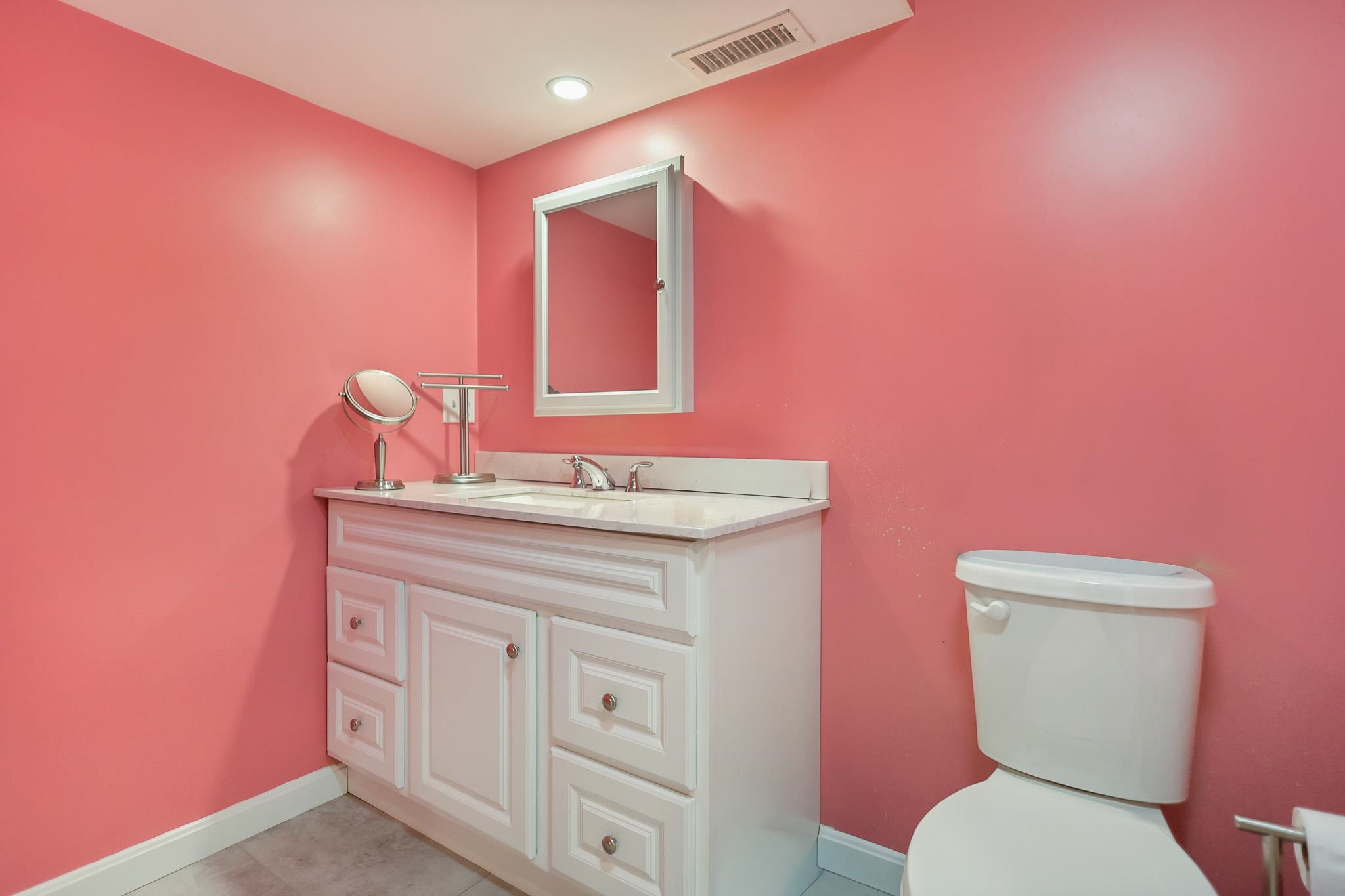 9 Village Drive Atkinson, NH 03811 - Photo 25 of 38