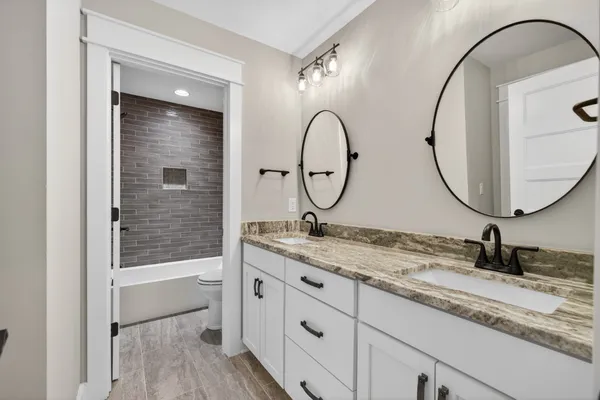 $1,039,990 | 185 WAKEBOARD Way, Winchester, TN 37398