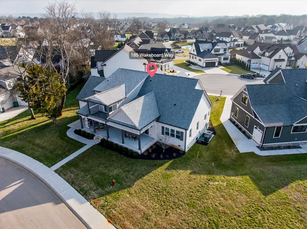$1,039,990 | 185 WAKEBOARD Way, Winchester, TN 37398