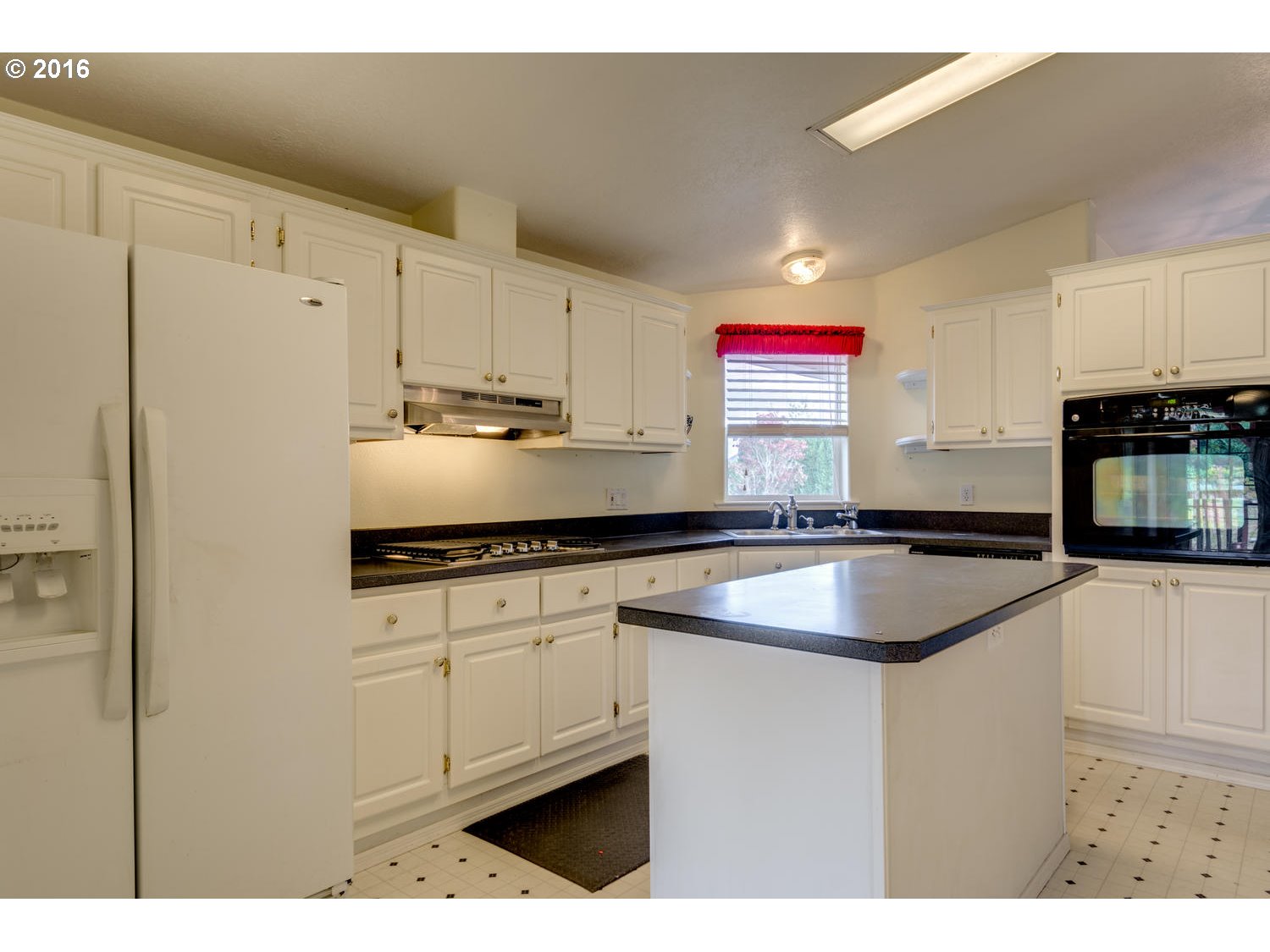 17446 South Algernon Road Oregon City, OR 97045 - Photo 8 of 31 Gallery Image 8