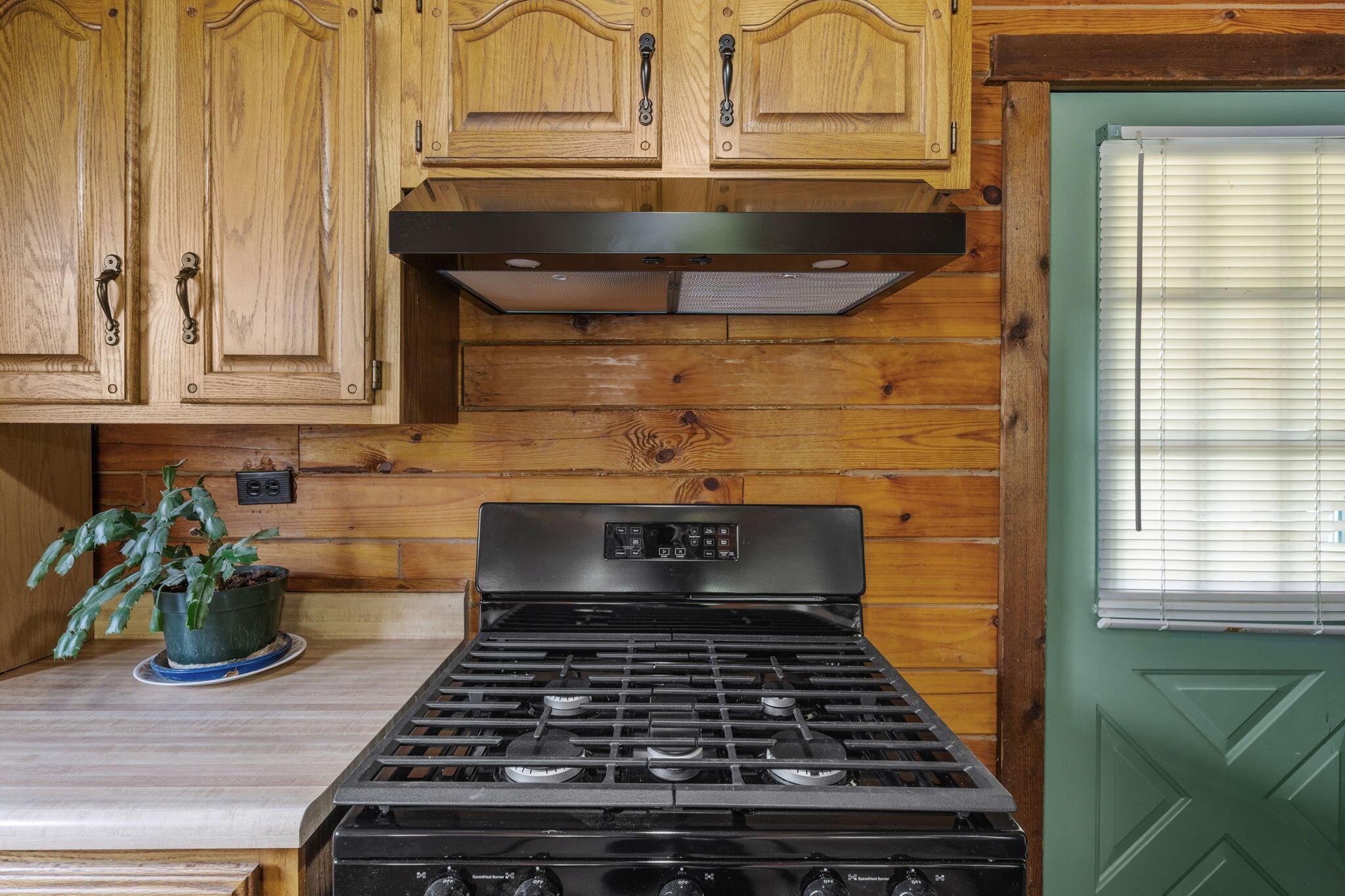 9168 Bremen Road Logan, OH 43138 - Photo 20 of 83 Kitchen