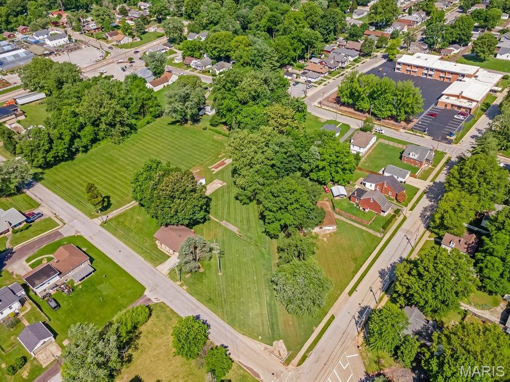 511 South 10th Street Belleville, IL 62220 - Photo 4 of 39