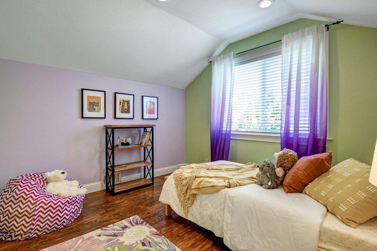 2829 Pine Valley Road San Ramon, CA 94583 - Photo 25 of 35 a bedroom with a bed and a window