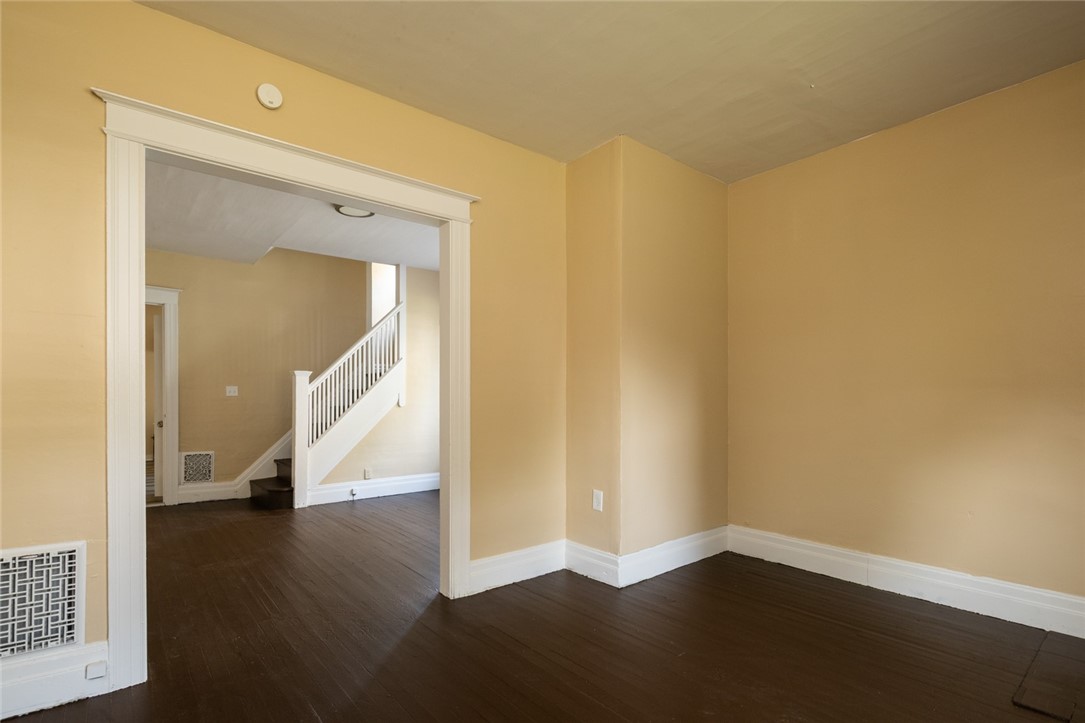 379-381 Flint Street Rochester, NY 14611 - Photo 3 of 48 Gallery Image 3