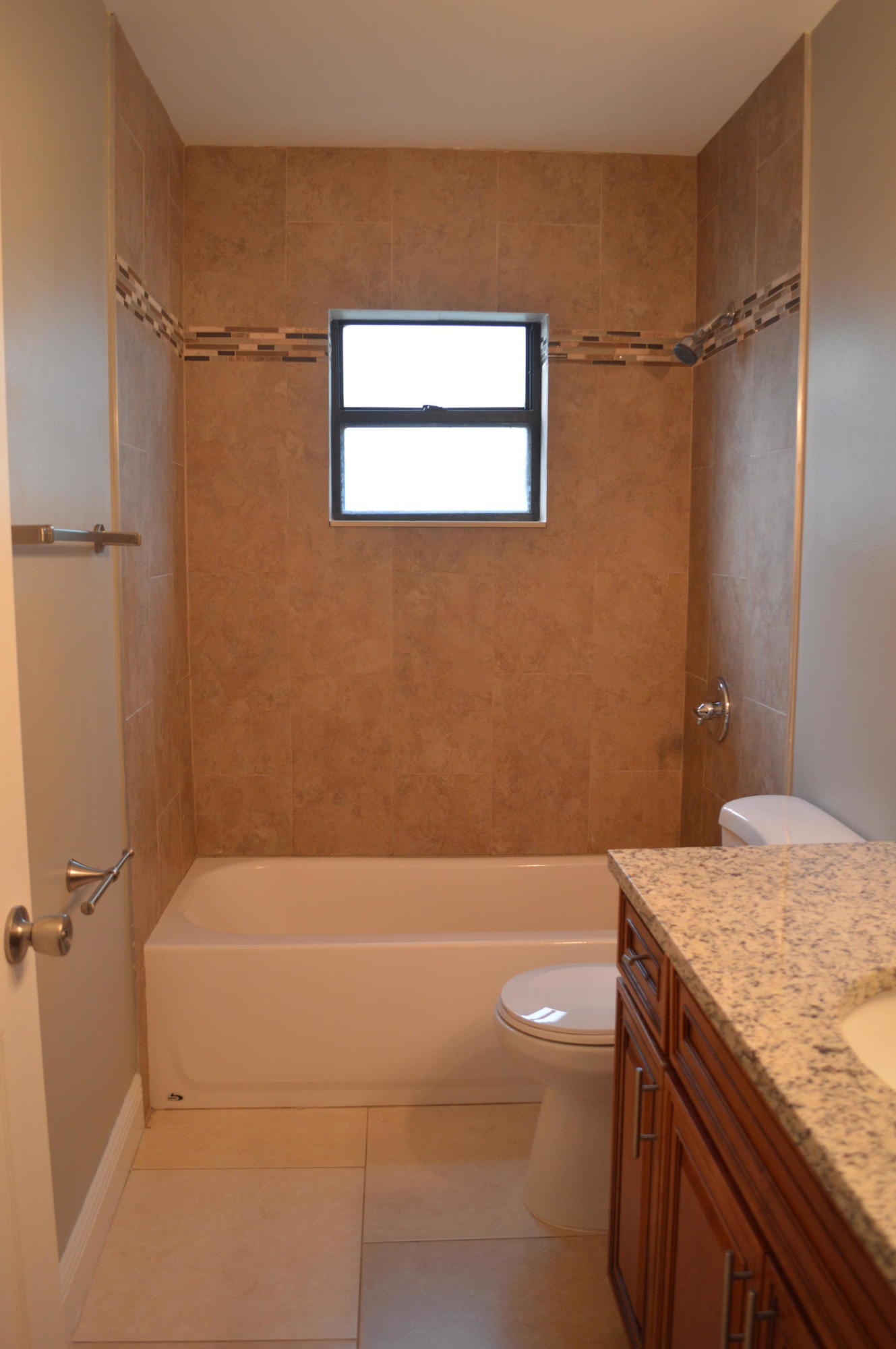 5976 Triphammer Road Lake Worth, FL 33463 - Photo 5 of 24 DSC_0156