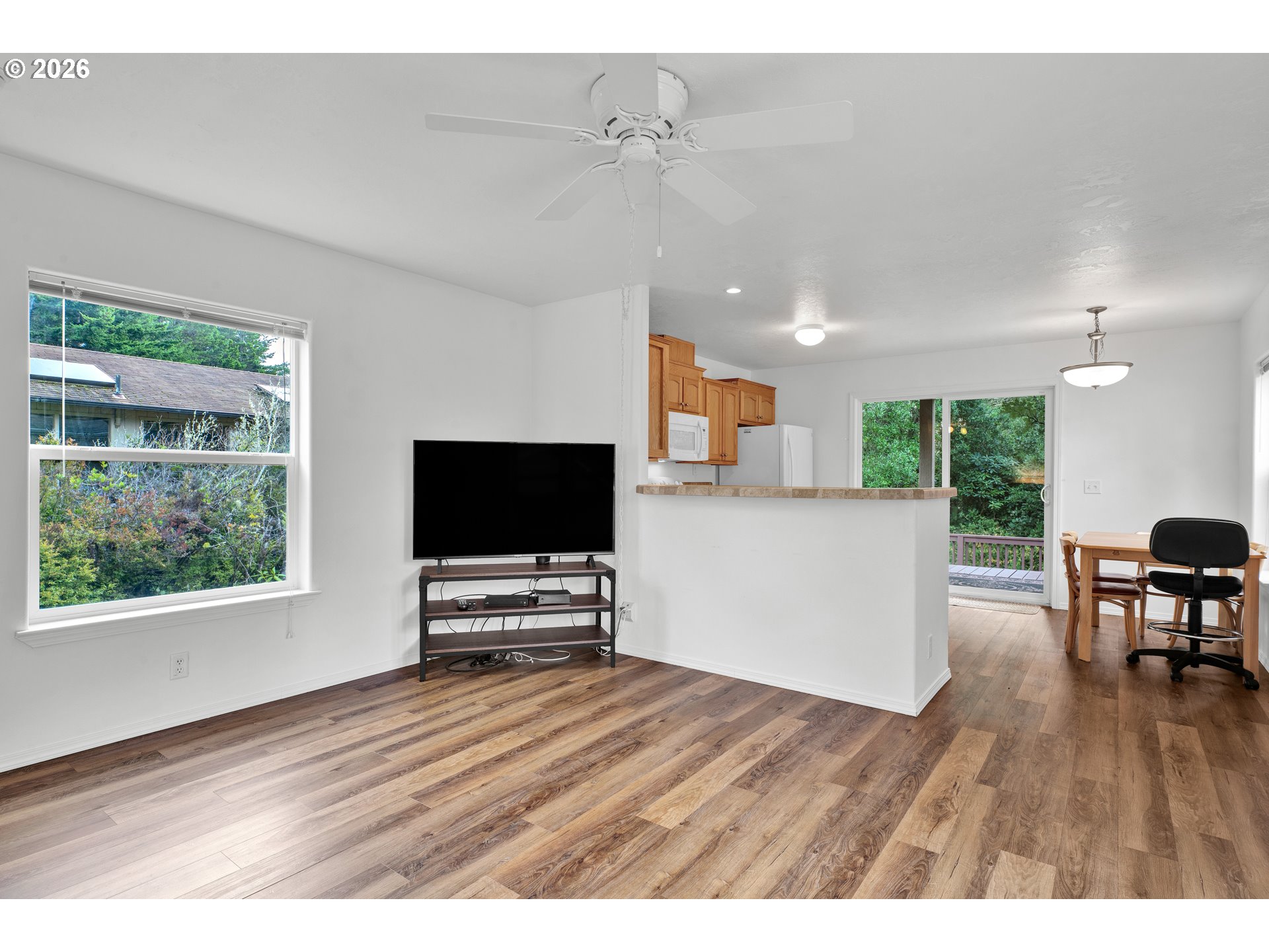 1600 Rhododendron Drive, Unit 200 Florence, OR 97439 - Photo 18 of 32