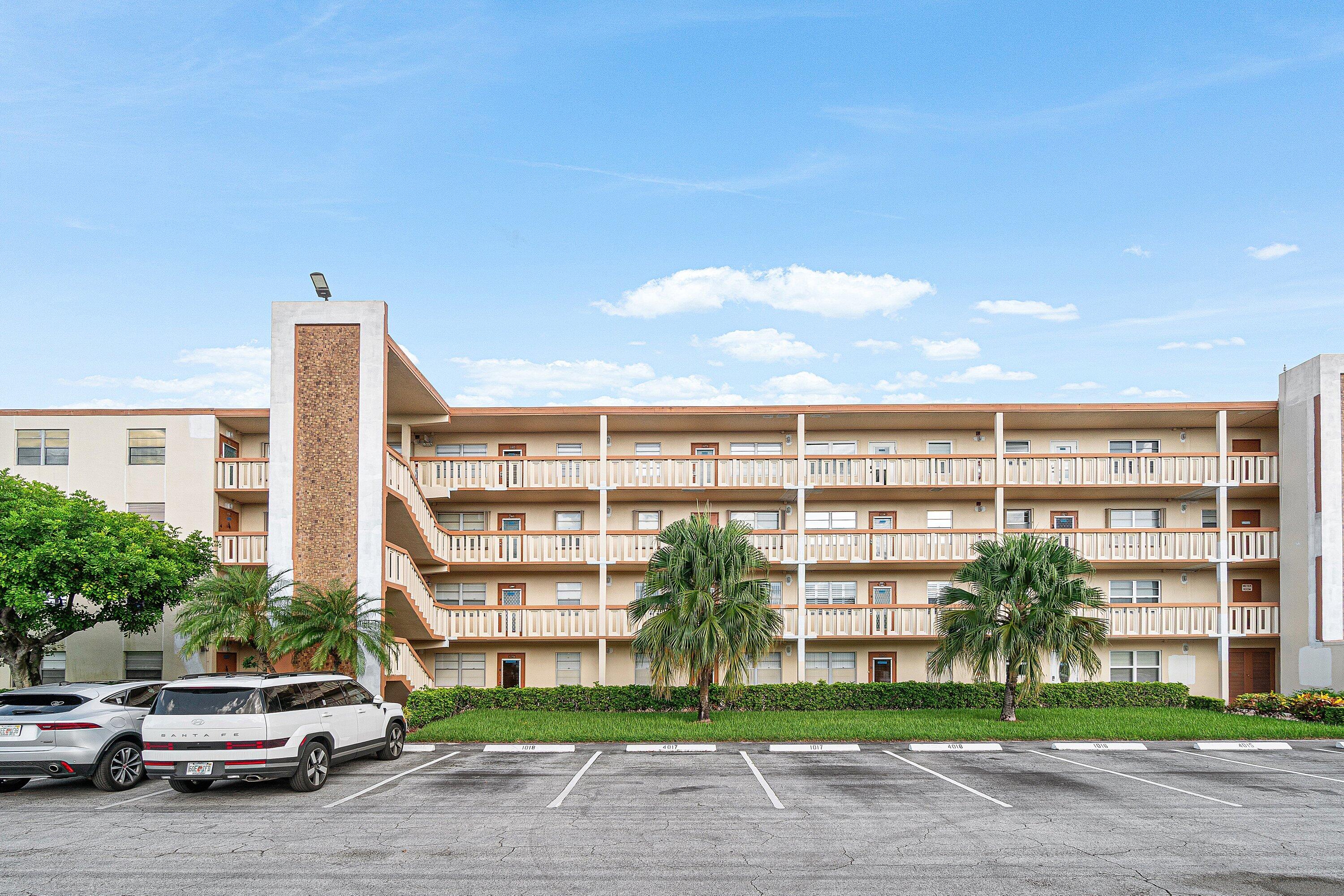 4017 Newcastle A Boca Raton, FL 33434 - Photo 29 of 46 001-4017NewcastleA-BocaRaton-FL-33434-SM