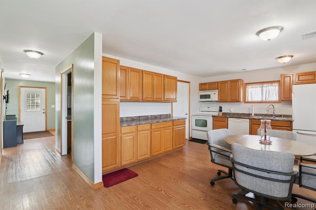 2787 Aurelius Road Onondaga, MI 49264 - Photo 4 of 67