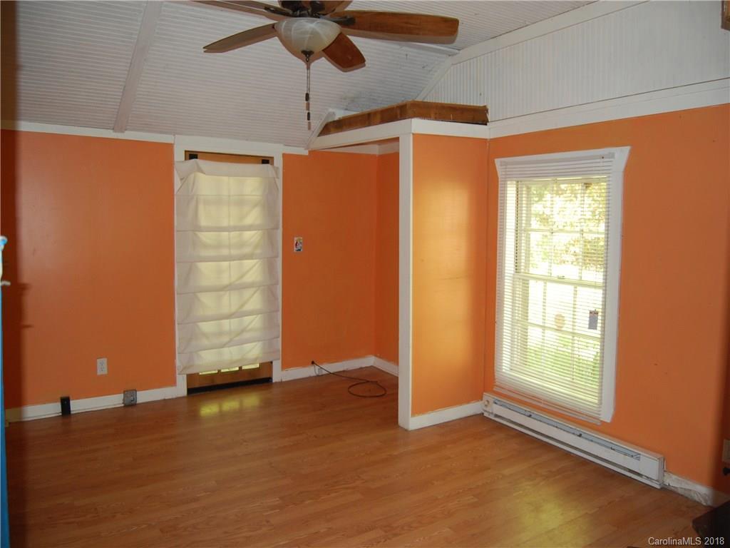 62 Solomon Road Leicester, NC 28748 - Photo 5 of 5 Gallery Image 5