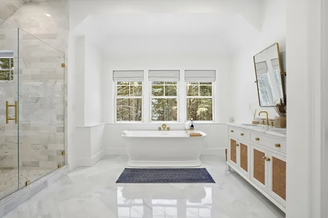 $2,495,000 | 695 Keene Street, Duxbury, MA 02332