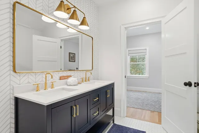 $2,495,000 | 695 Keene Street, Duxbury, MA 02332