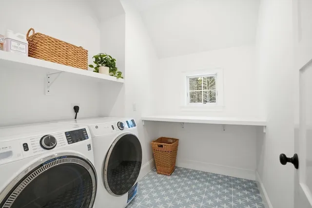 $2,495,000 | 695 Keene Street, Duxbury, MA 02332