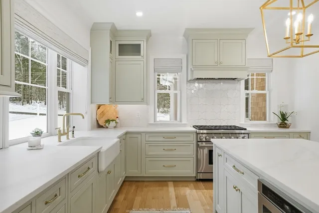 $2,495,000 | 695 Keene Street, Duxbury, MA 02332