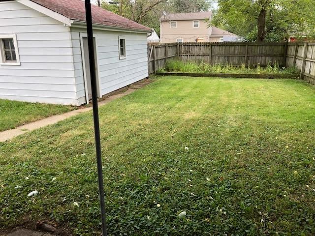 743 North Rensselaer Street Griffith, IN 46319 - Photo 16 of 21 640x480