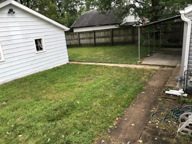743 North Rensselaer Street Griffith, IN 46319 - Photo 17 of 21 640x480