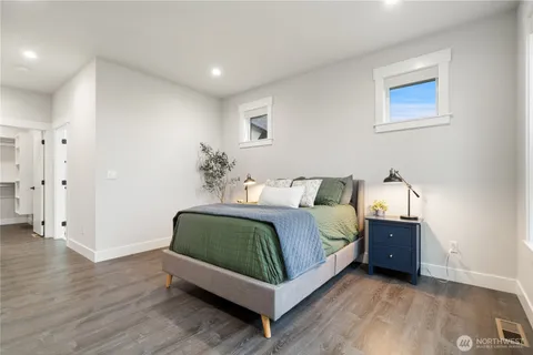 $894,900 | 2120 Lagerway Circle, Lynden, WA 98264