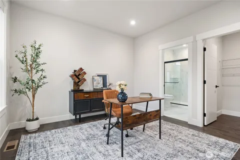 $894,900 | 2120 Lagerway Circle, Lynden, WA 98264
