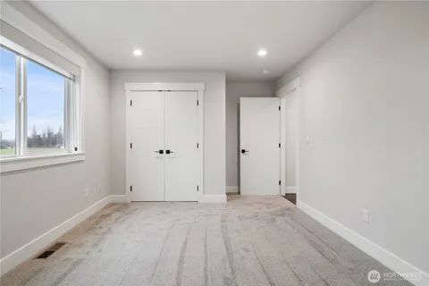 $894,900 | 2120 Lagerway Circle, Lynden, WA 98264
