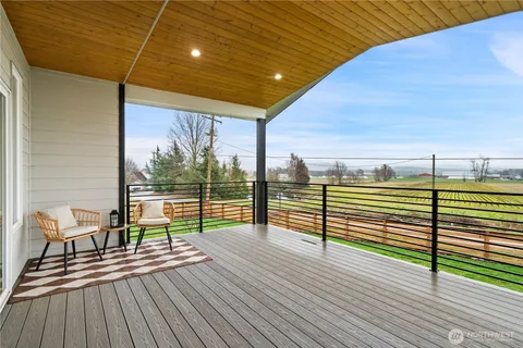 $894,900 | 2120 Lagerway Circle, Lynden, WA 98264
