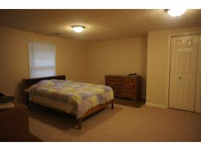 2728 Princeton Road Kingsport, TN 37660 - Photo 6 of 13 Master Bedroom
