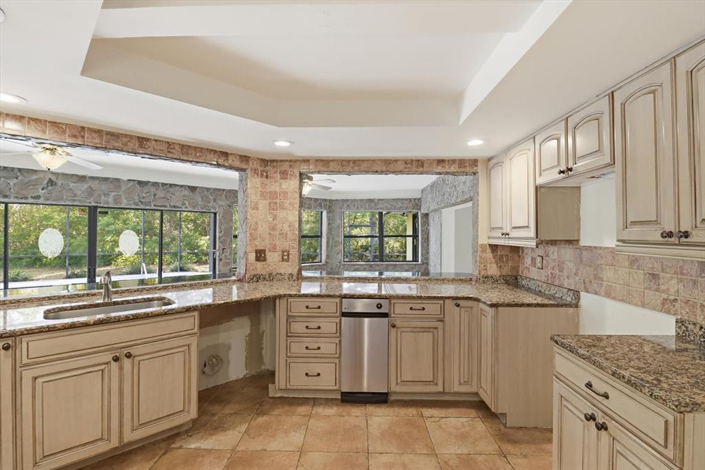 8464 Delaware Drive Spring Hill, FL 34607 - Photo 17 of 46 Gallery Image 17