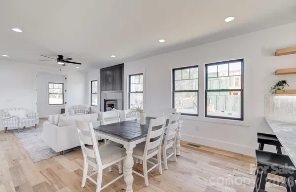 $595,000 | 4 South Martha Kate Drive, Hendersonville, NC 28792