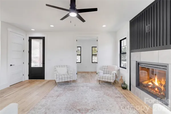 $595,000 | 4 South Martha Kate Drive, Hendersonville, NC 28792