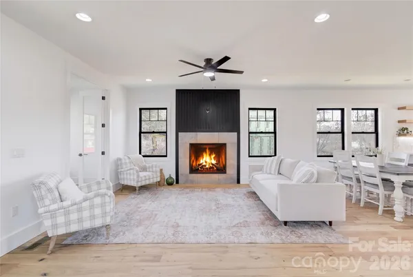 $595,000 | 4 South Martha Kate Drive, Hendersonville, NC 28792