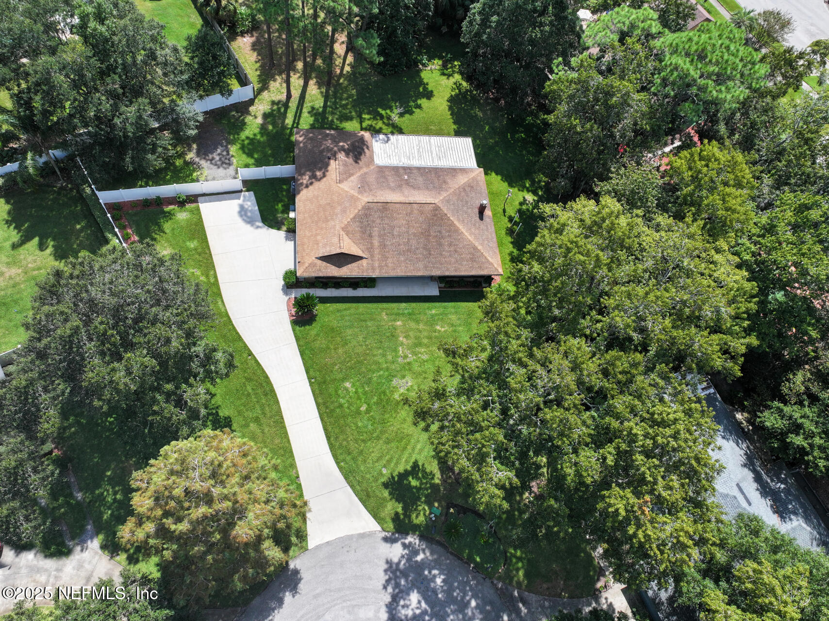 12876 Squirrel Tree Court Jacksonville, FL 32246 - Photo 12 of 33 a view of statue in a garden