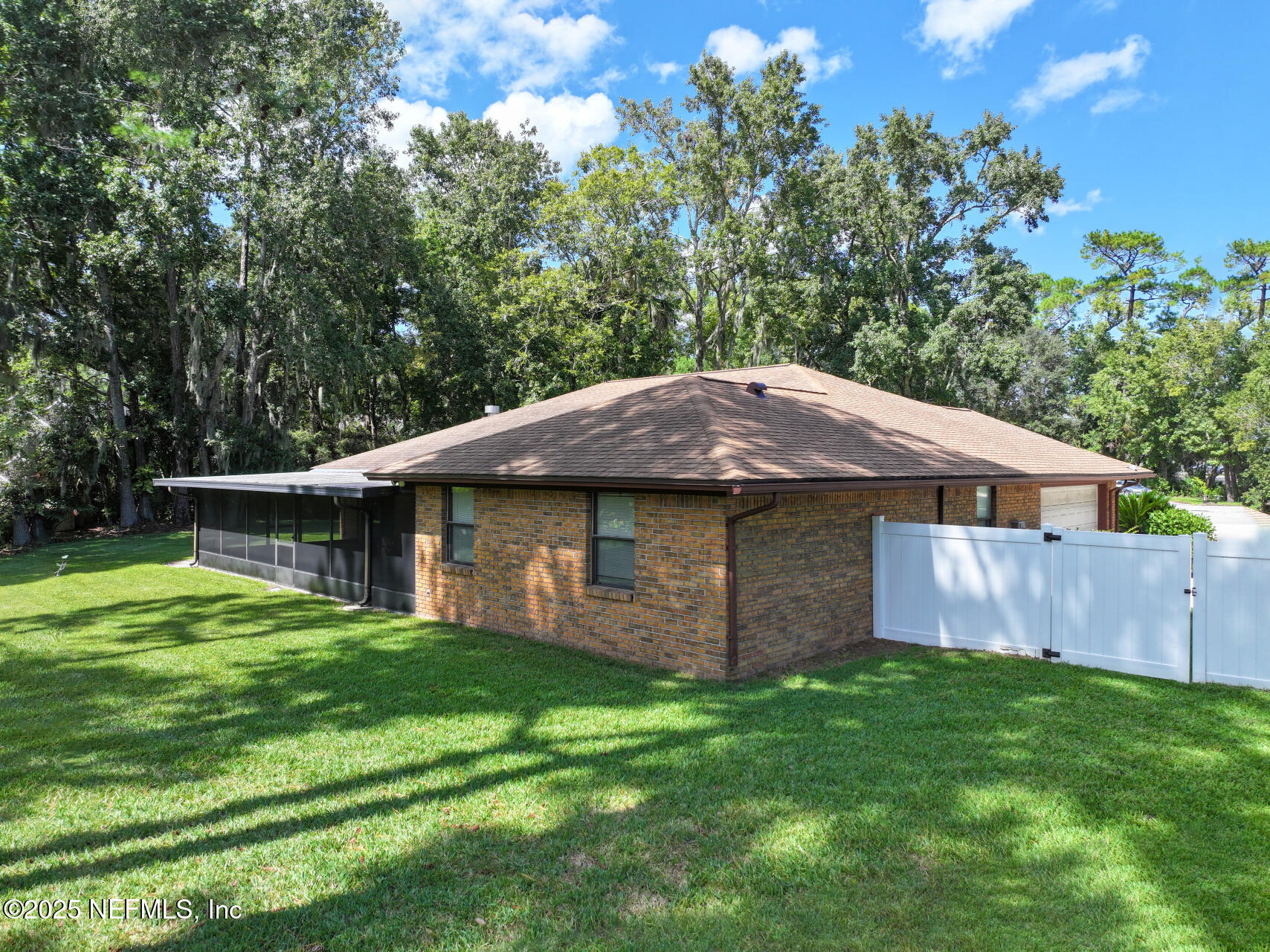 12876 Squirrel Tree Court Jacksonville, FL 32246 - Photo 5 of 36 HD01