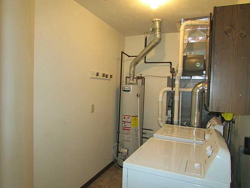 2719 Red Coach Drive, Unit 3 Springfield, OH 45503 - Photo 11 of 12