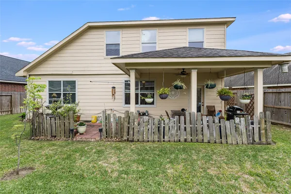 $2,700 | 6142 Bradie Court, League City, TX 77573