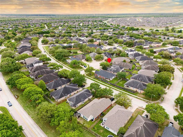 $2,700 | 6142 Bradie Court, League City, TX 77573