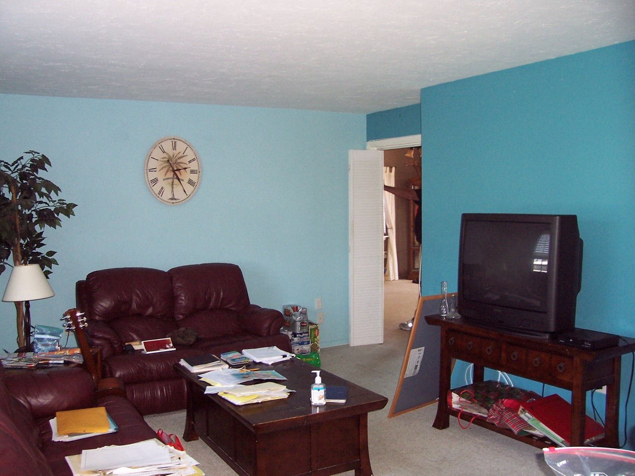 82 North Conch Avenue Marathon, FL 33050 - Photo 13 of 22 a living room with furniture and a flat screen tv
