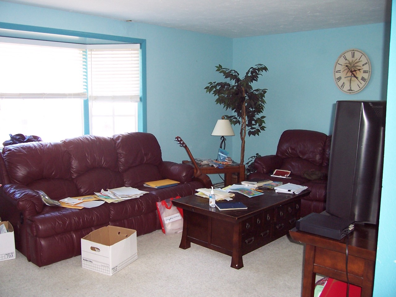 82 North Conch Avenue Marathon, FL 33050 - Photo 6 of 22 a living room with furniture and a window