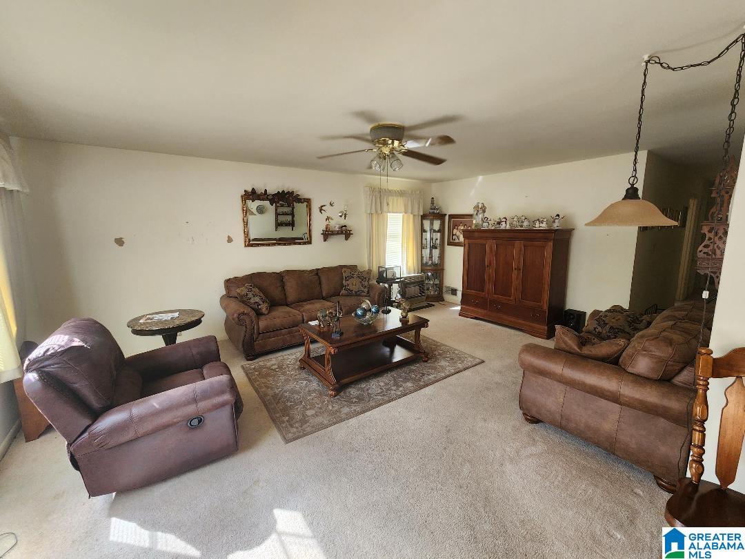 805 9th Way Pleasant Grove, AL 35127 - Photo 8 of 23