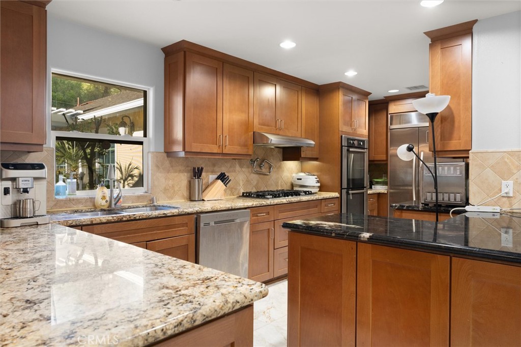 941 Laguna Road Fullerton, CA 92835 - Photo 43 of 52 Gallery Image 43