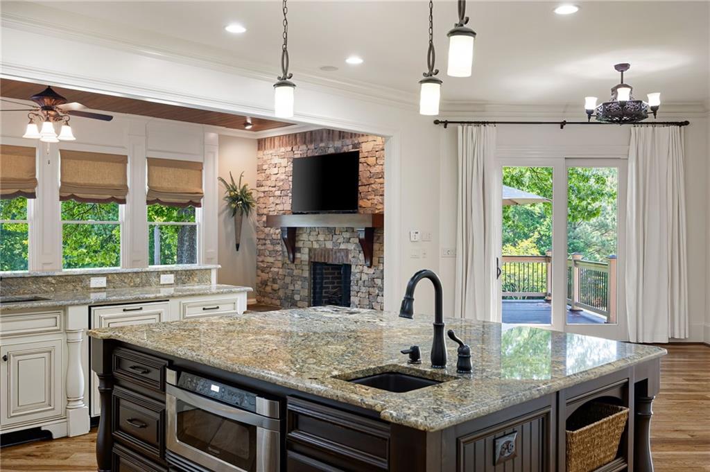 972 Acworth Due West Road Northwest Kennesaw, GA 30152 - Photo 25 of 175