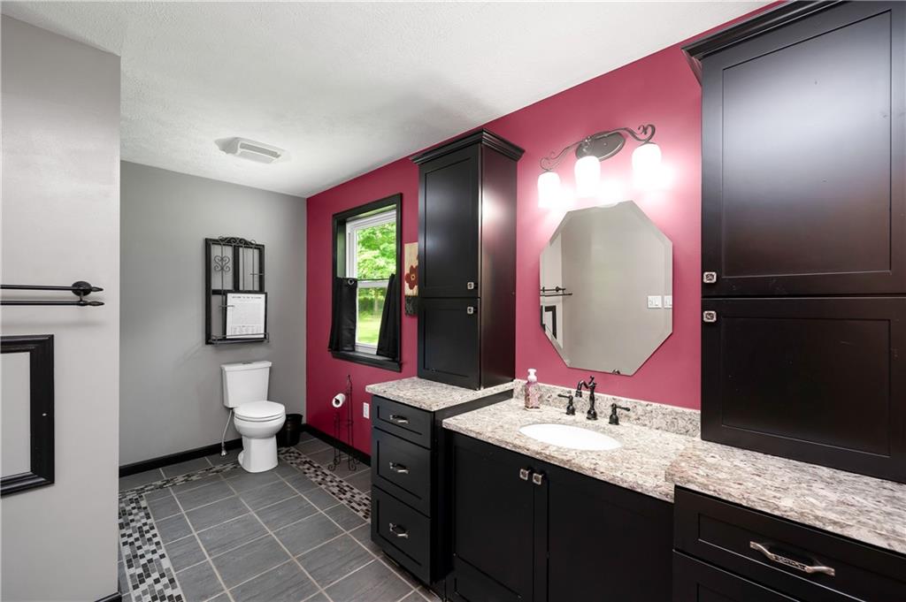 407 North Liberty Road Grove City, PA 16127 - Photo 27 of 46 Gallery Image 27