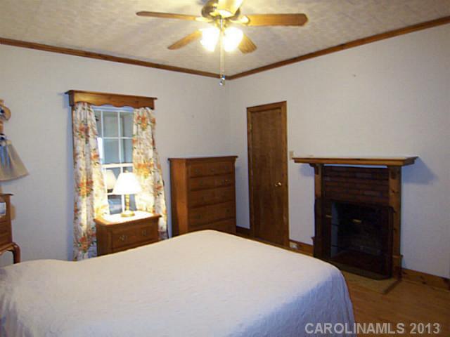 150 West Ross Grove Road Shelby, NC 28150 - Photo 9 of 16 Gallery Image 9