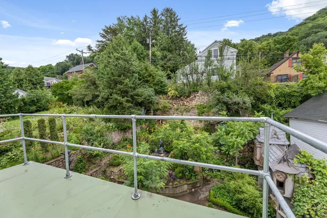 $389,900 | 305 North Main Street, Alma, WI 54610