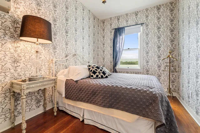 $389,900 | 305 North Main Street, Alma, WI 54610