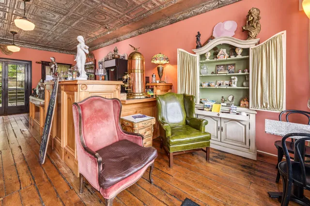 $389,900 | 305 North Main Street, Alma, WI 54610